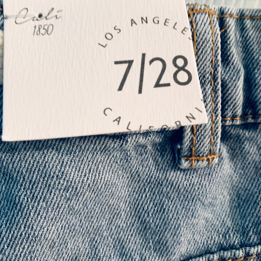 Denim Shorts by Cali 1850 • Rope Drawstring • Belt Loops • NWT • Sz 7 - Picture 6 of 14